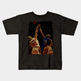 Shaq vs Rodman and Pippen Vintage Kids T-Shirt